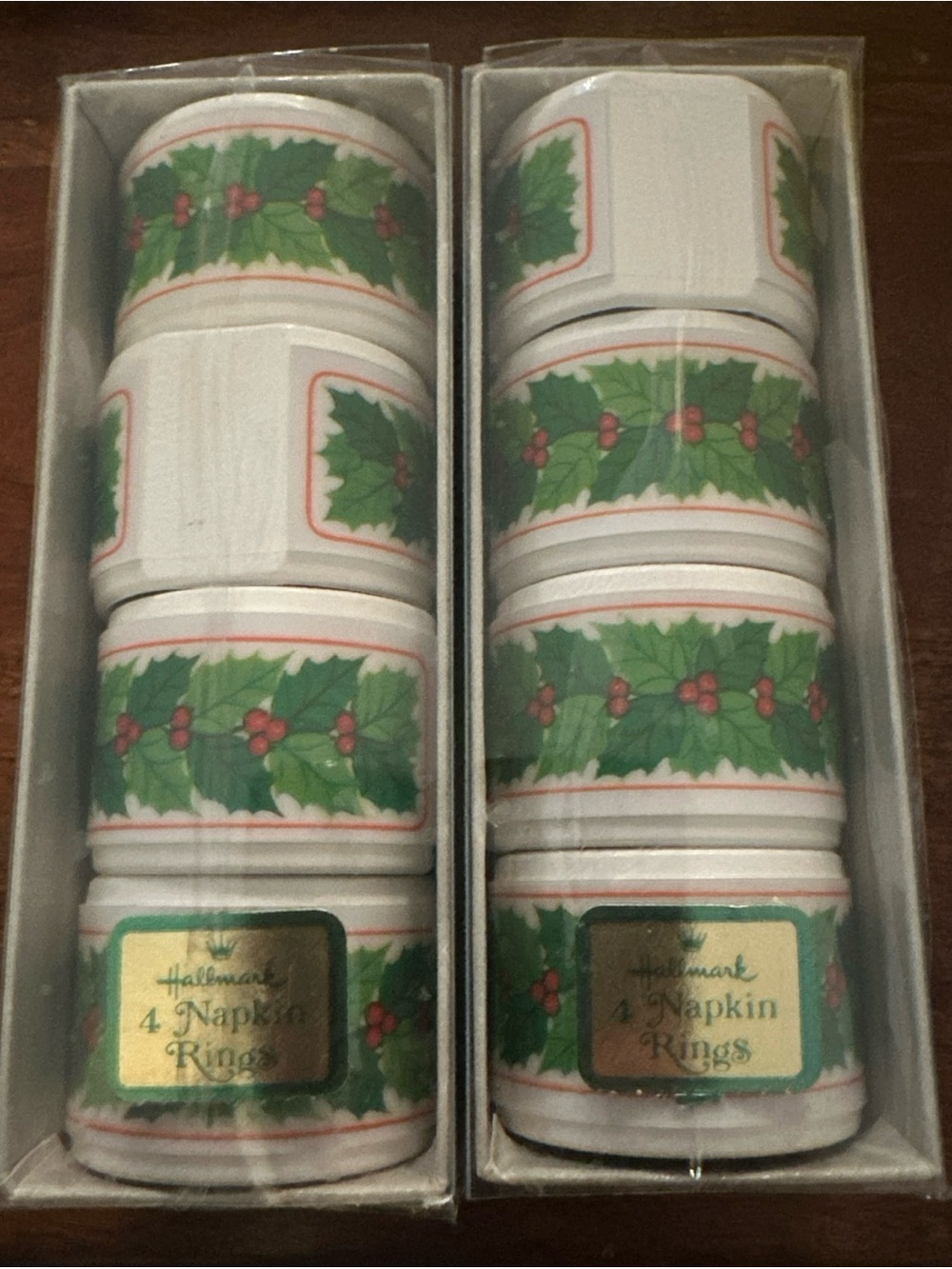 Vintage Hallmark Holly Garland Christmas Napkin Rings Plastic (Set of 2)
